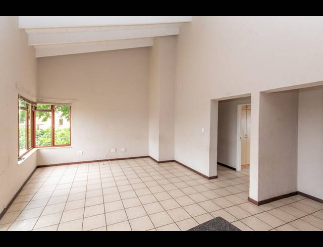 2 BEDROOM APARTMENT FOR SALE IN WHITE RIVER EXT 18